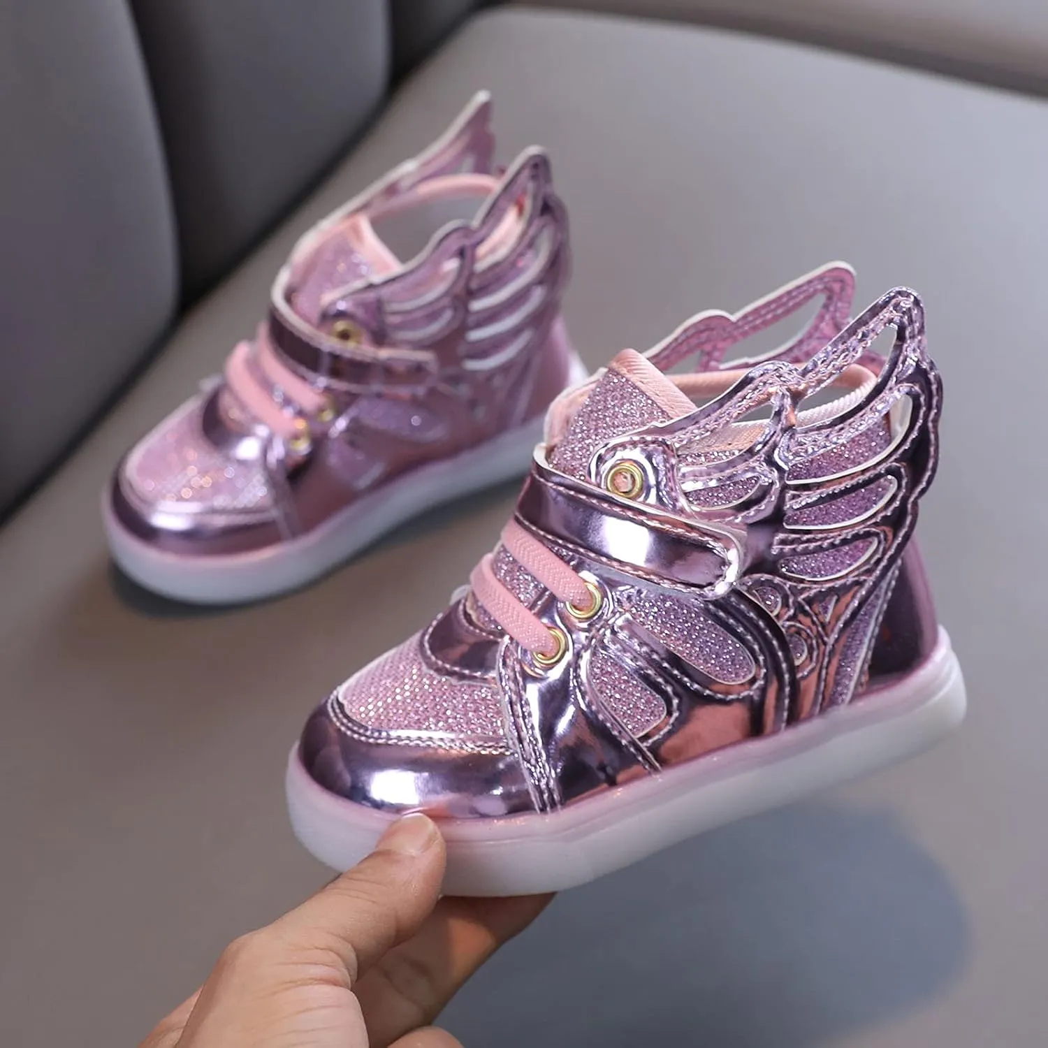 Baby Girls Light Up Wings Decor Breathable Sports Shoes Toddler Girls Infant Casual Sports Flash Lightweight Sneakers