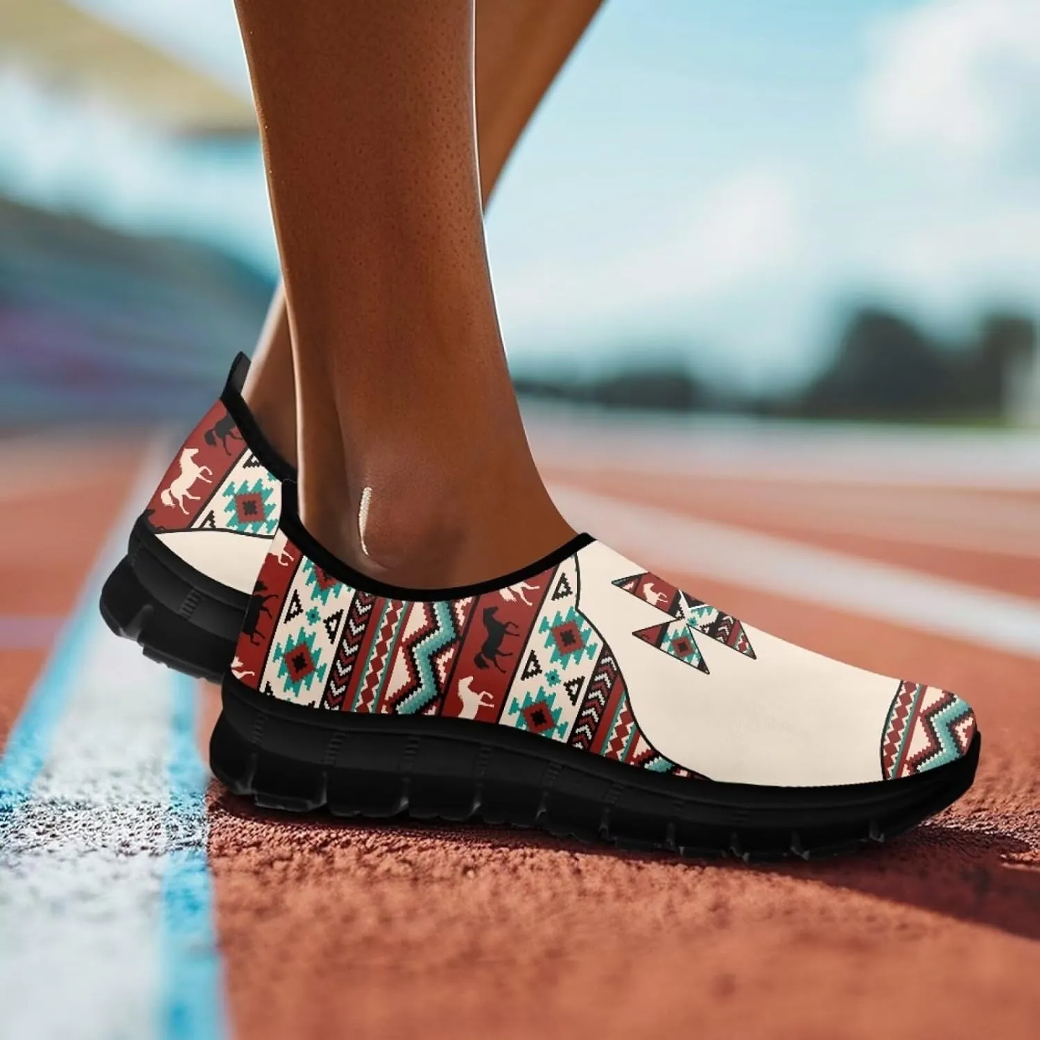 Binienty Women's Loafers & Slip-Ons Comfy Casual Slip-On Low-Cut Sneakers Ladies Travel Shoes