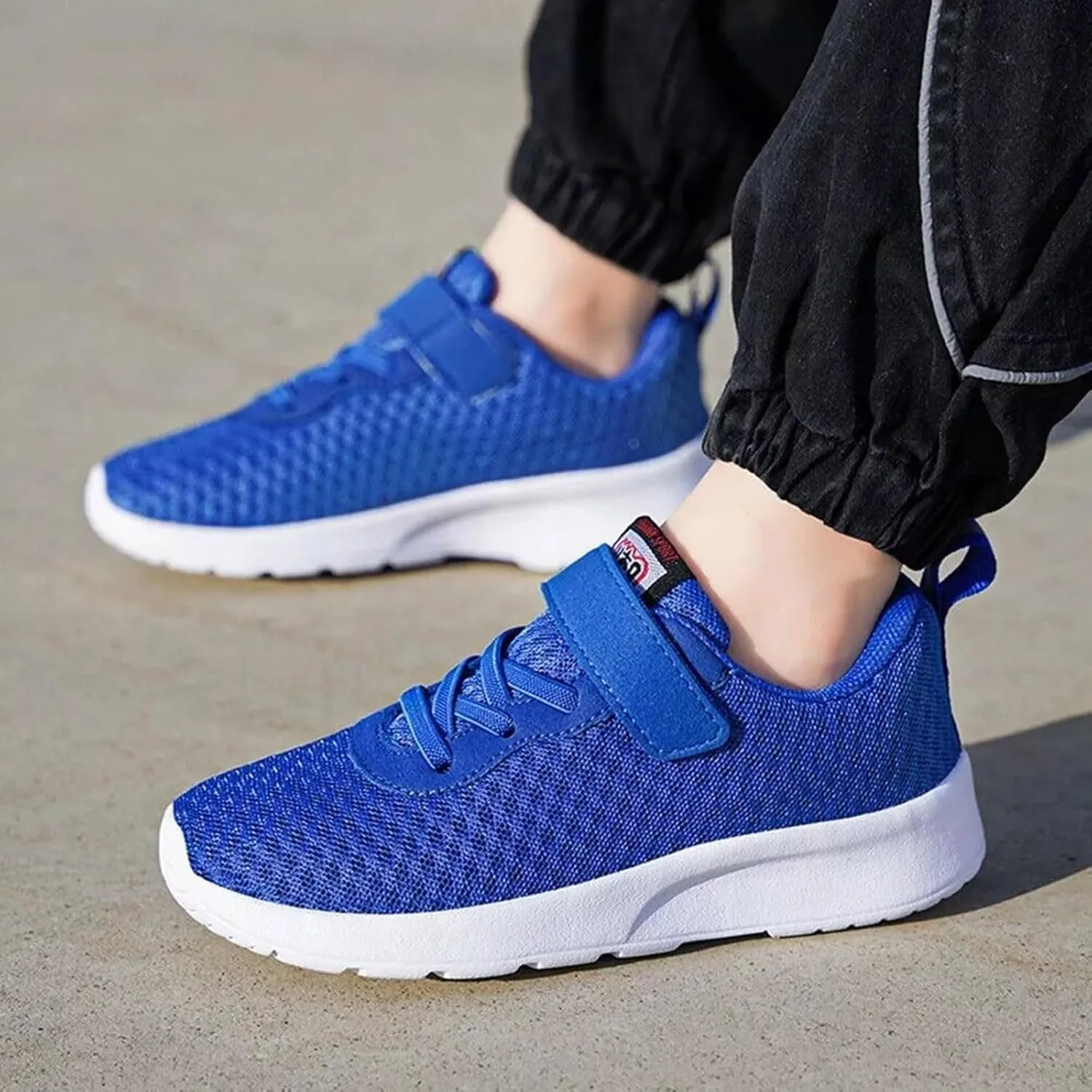 Fashionable Children's Sports Shoes Mesh Breathable Comfortable Lightweight Flat Bottom Soft Lace Boys' Athletic Shoes