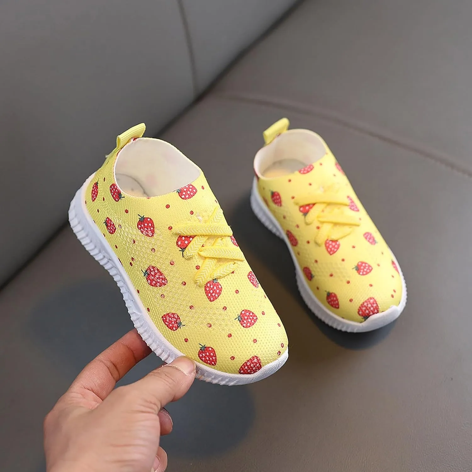 Girls Shoes Comfortable Soft Sole Casual Sports Shoes Fashionable Outdoor Sports for Girls for