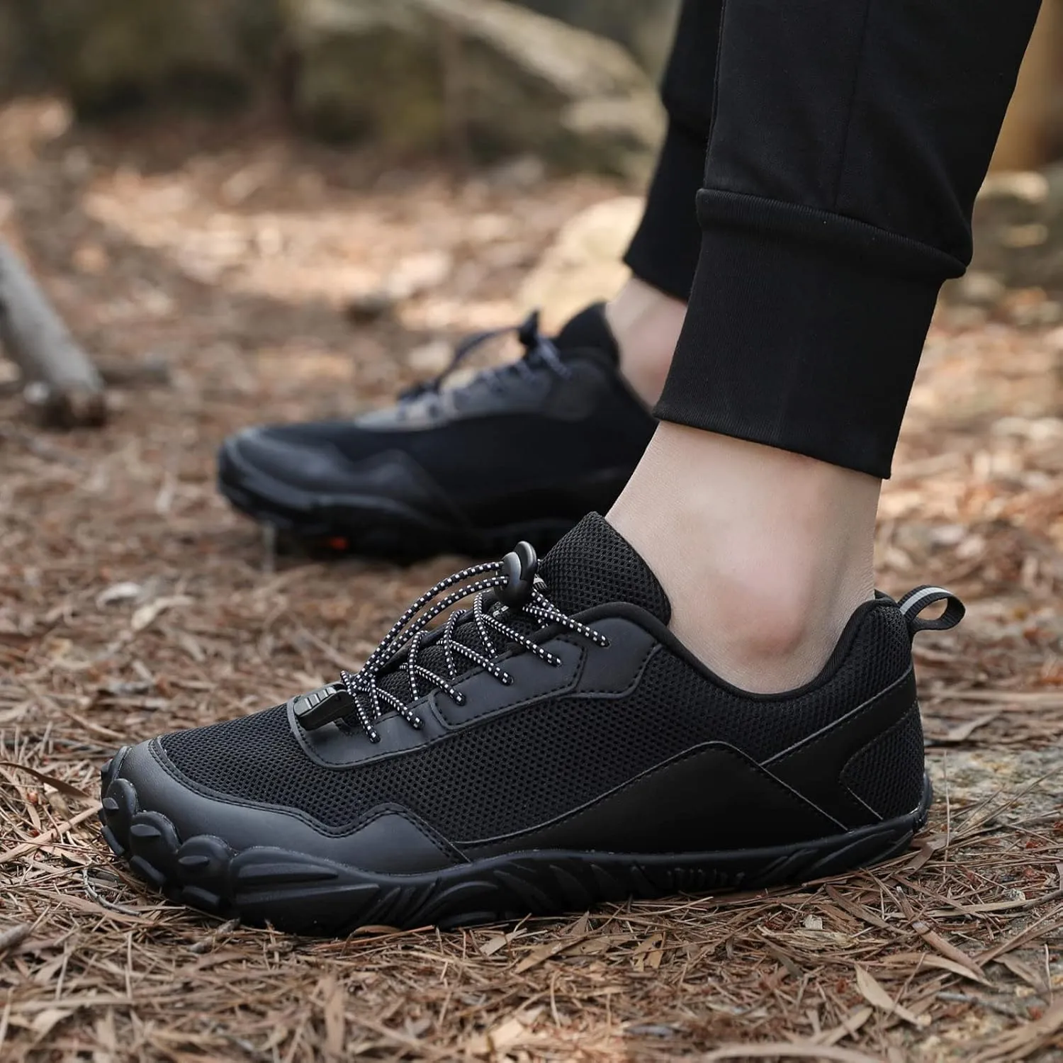 Men Sports Shoes Fashion Summer New Pattern Mesh Breathable and Comfortable Soft Sole Quick Drying Creek Men Sneaker