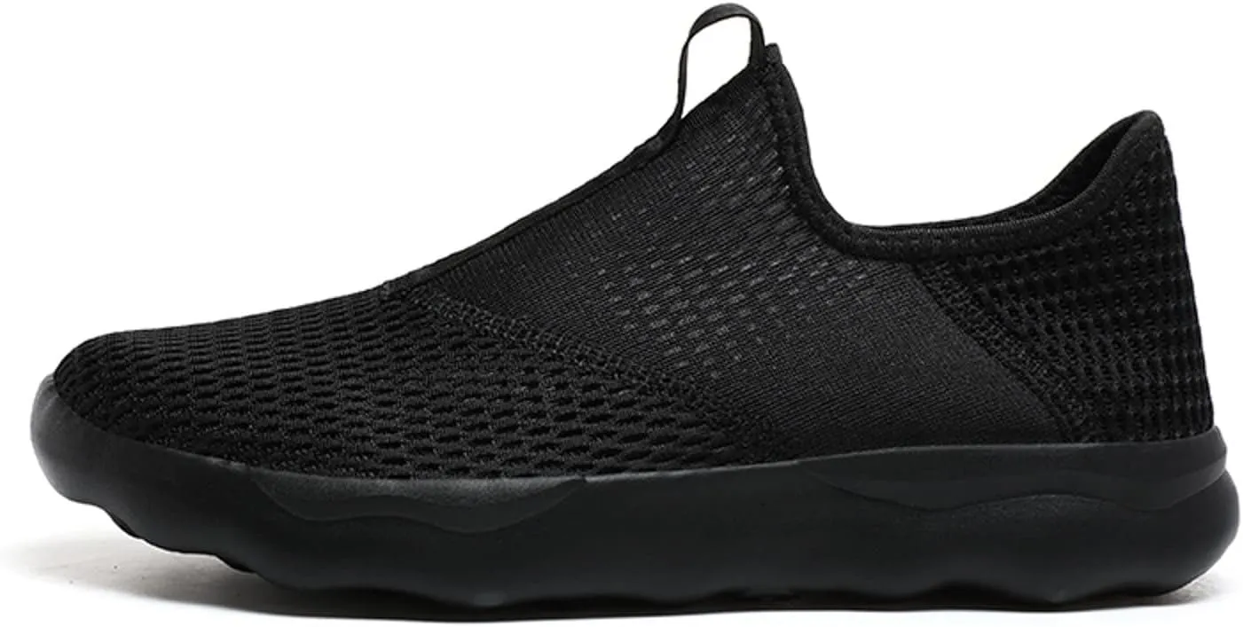 Men Sports Shoes Fashionable Simple and Solid Color The New Pattern Summer Mesh Breathable Soft and Men's Sneaker