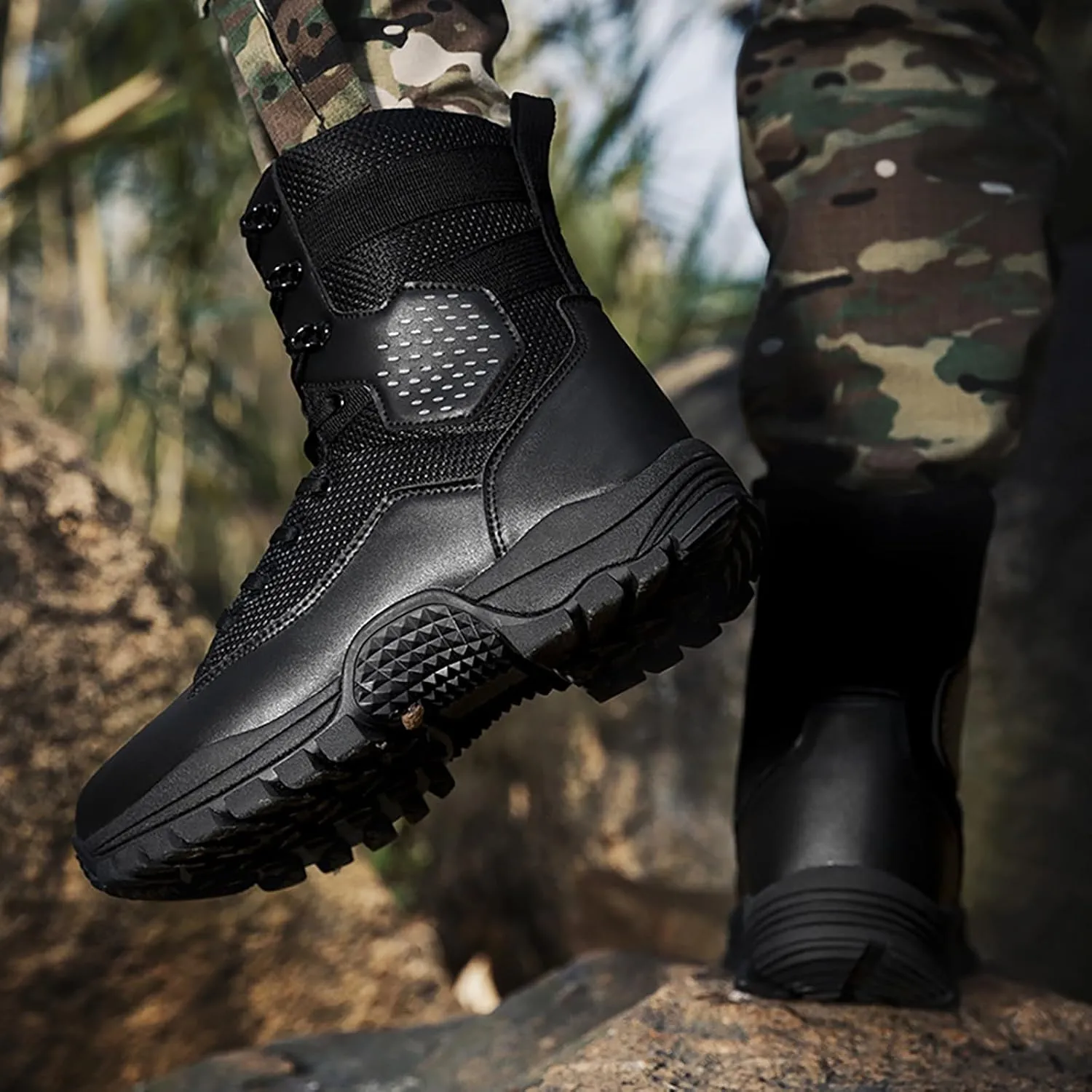 Mens Military Tactical Boots Combat Boots Breathable Police Patrol Boots Lightweight Army Boots Waterproof Hiking Boots