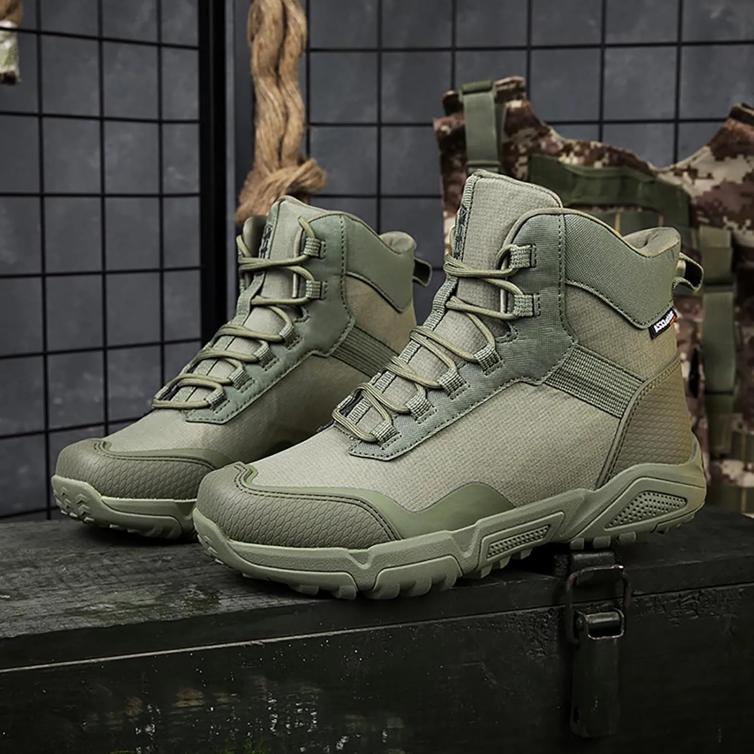Mens Military Tactical Boots Combat Boots Breathable Police Patrol Boots Lightweight Army Boots Waterproof Hiking Boots