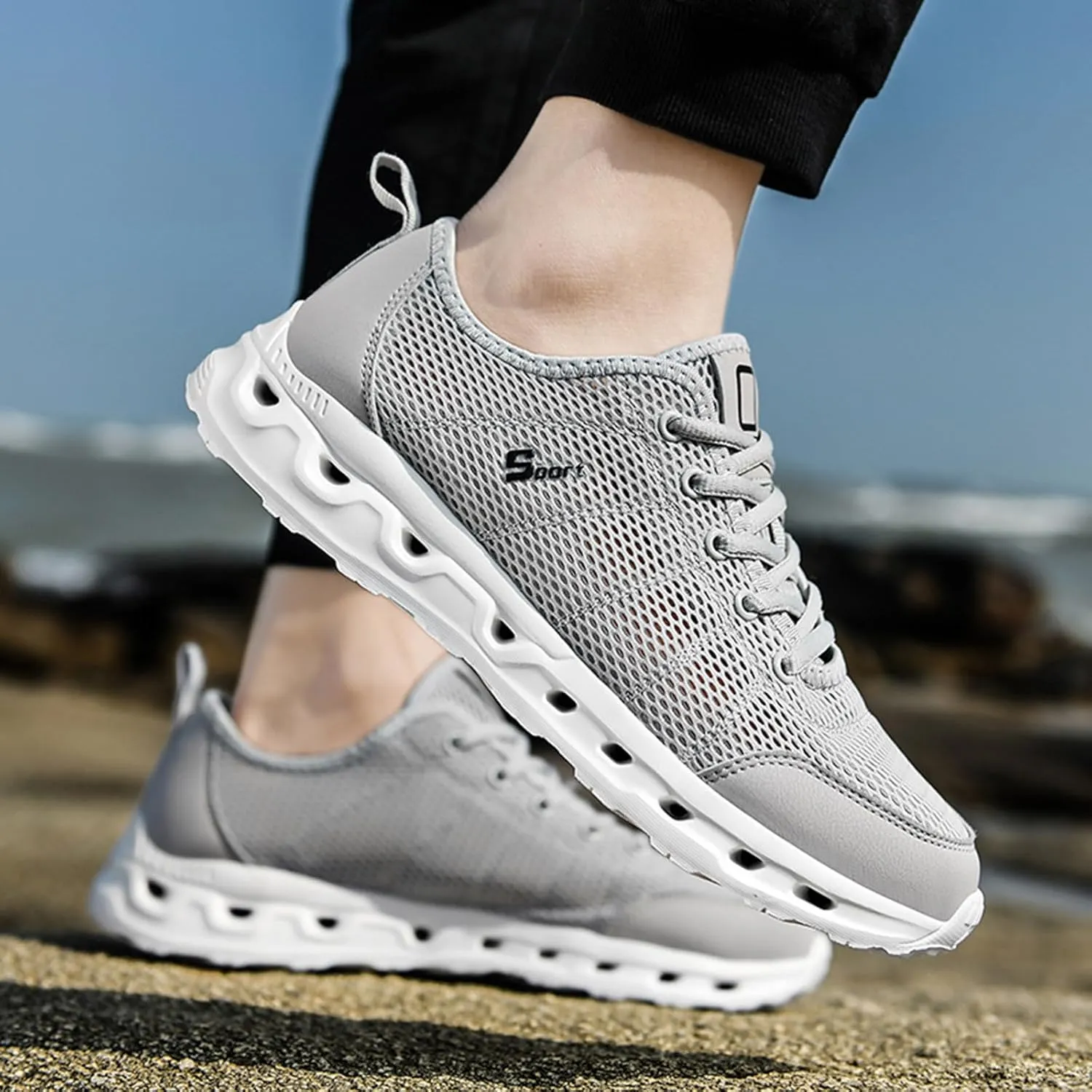 Men's Non Slip Tennis Sneakers Lightweight Breathable Walking Shoe Gym Tennis Breathable Lace Up Shoes for Men