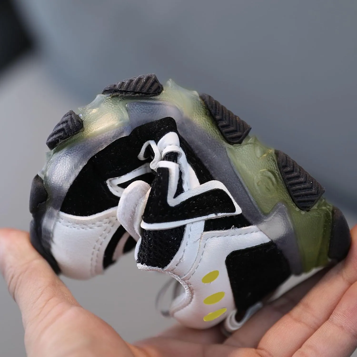 Mesh Breathable Lights up Sneakers for Toddler Boys First Walking Running Sport Shoes Kids Casual Lightweight Shoes