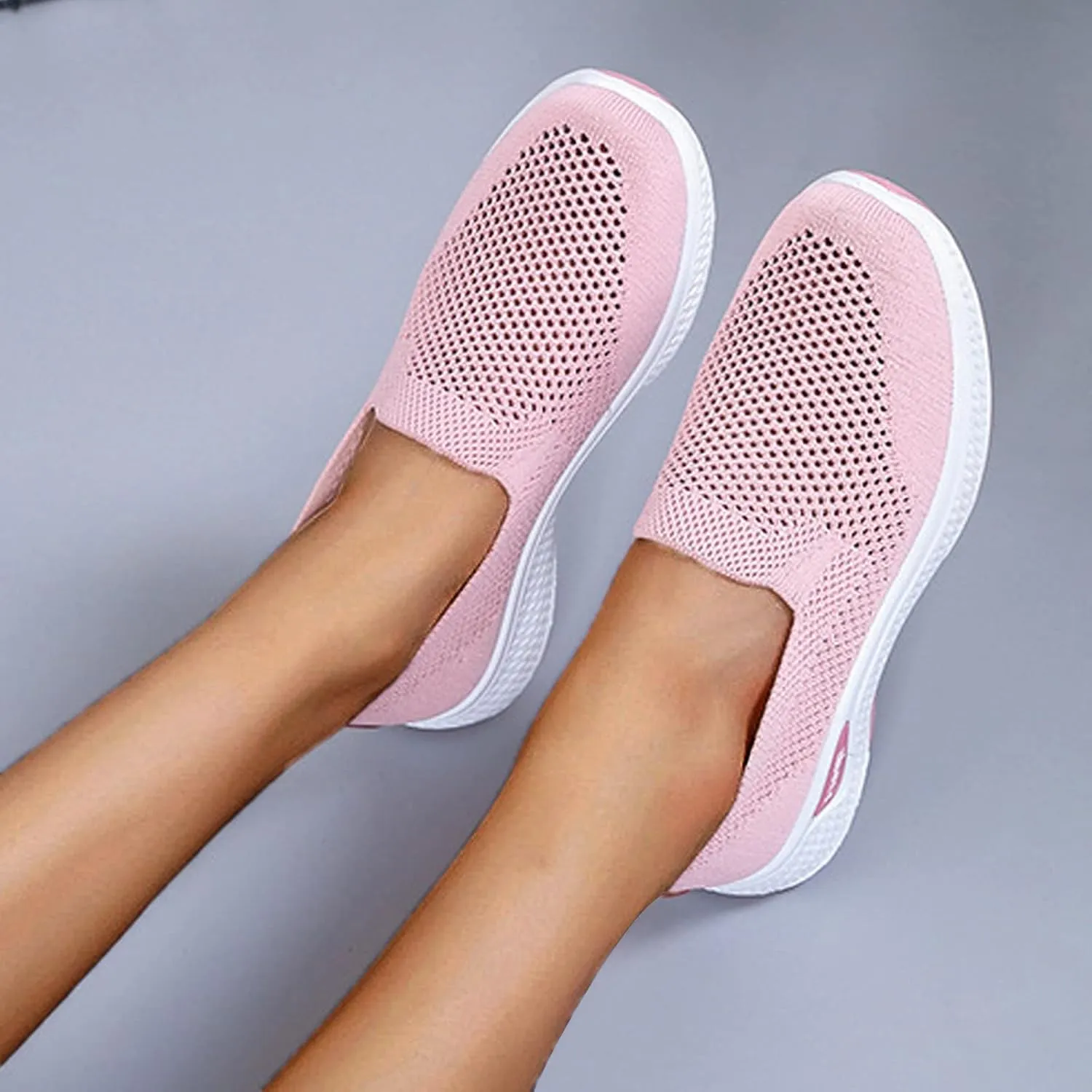 Women Slip On Casual Sneakers Comfortable Walking Shoes Lightweight Canvas Flats Non Slip Breathable Loafers
