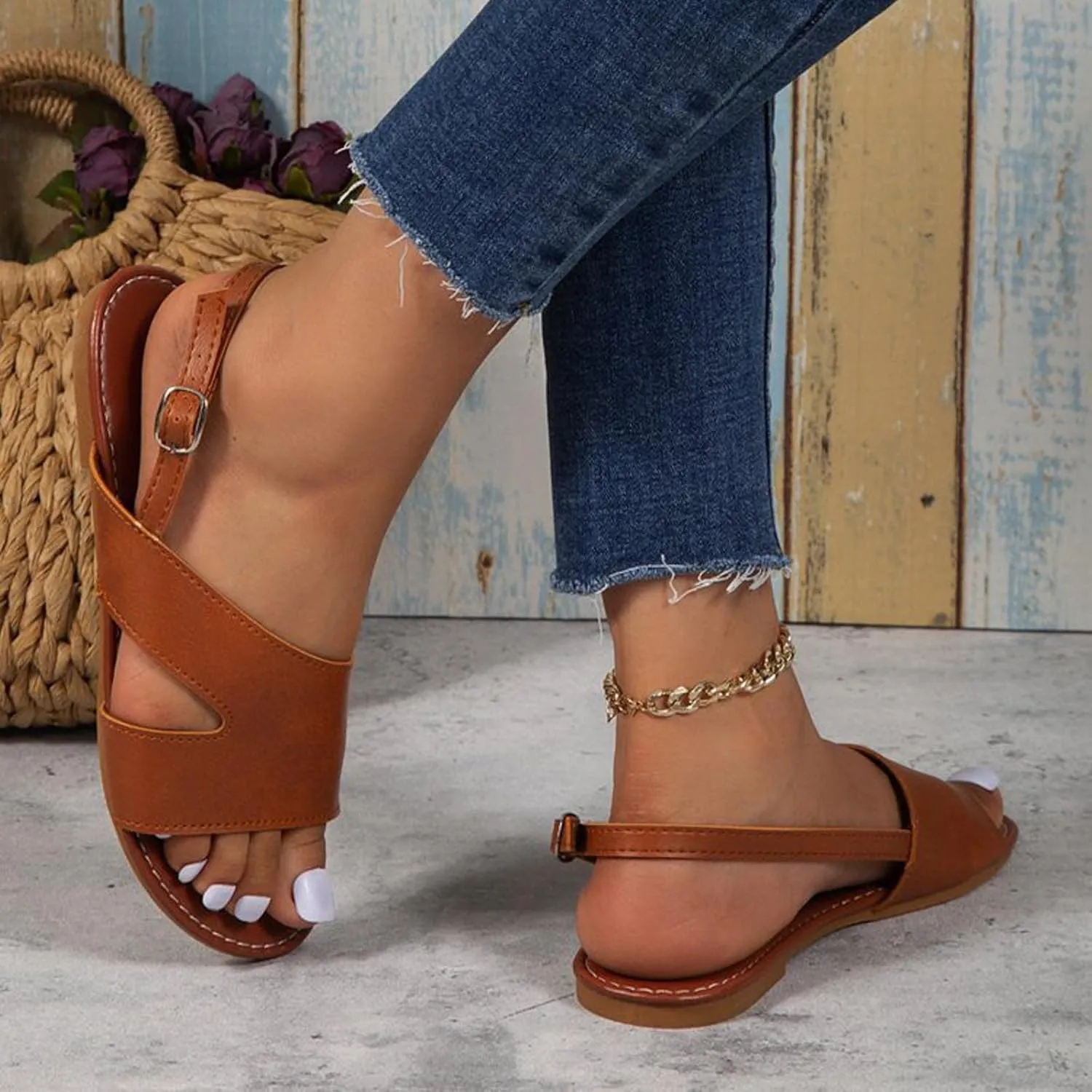 Women's Leather Thick Strappy Sandals Hook and Eye Casual Shoe Summer Spring Flats Vacation Comfy Beach Sandal