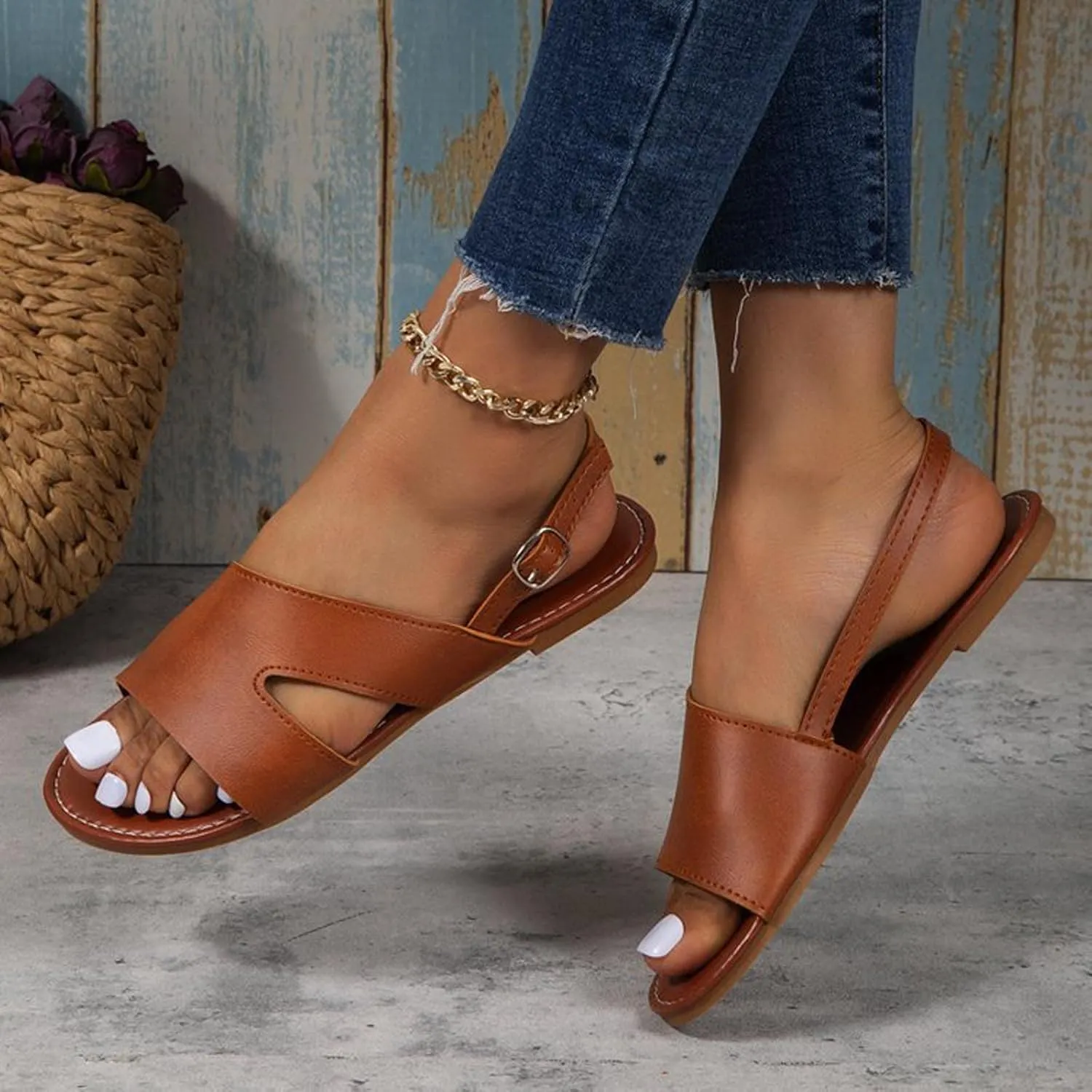 Women's Leather Thick Strappy Sandals Hook and Eye Casual Shoe Summer Spring Flats Vacation Comfy Beach Sandal