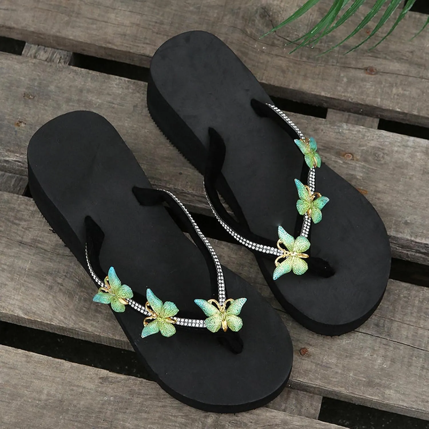 Womens Sandals 2023 Summer Fashion Slip on Wedge Platform Flip Flops Butterfly Rhinestone Thong Straps Clip Toe Slippers Comfy Casual Ladies Shoes