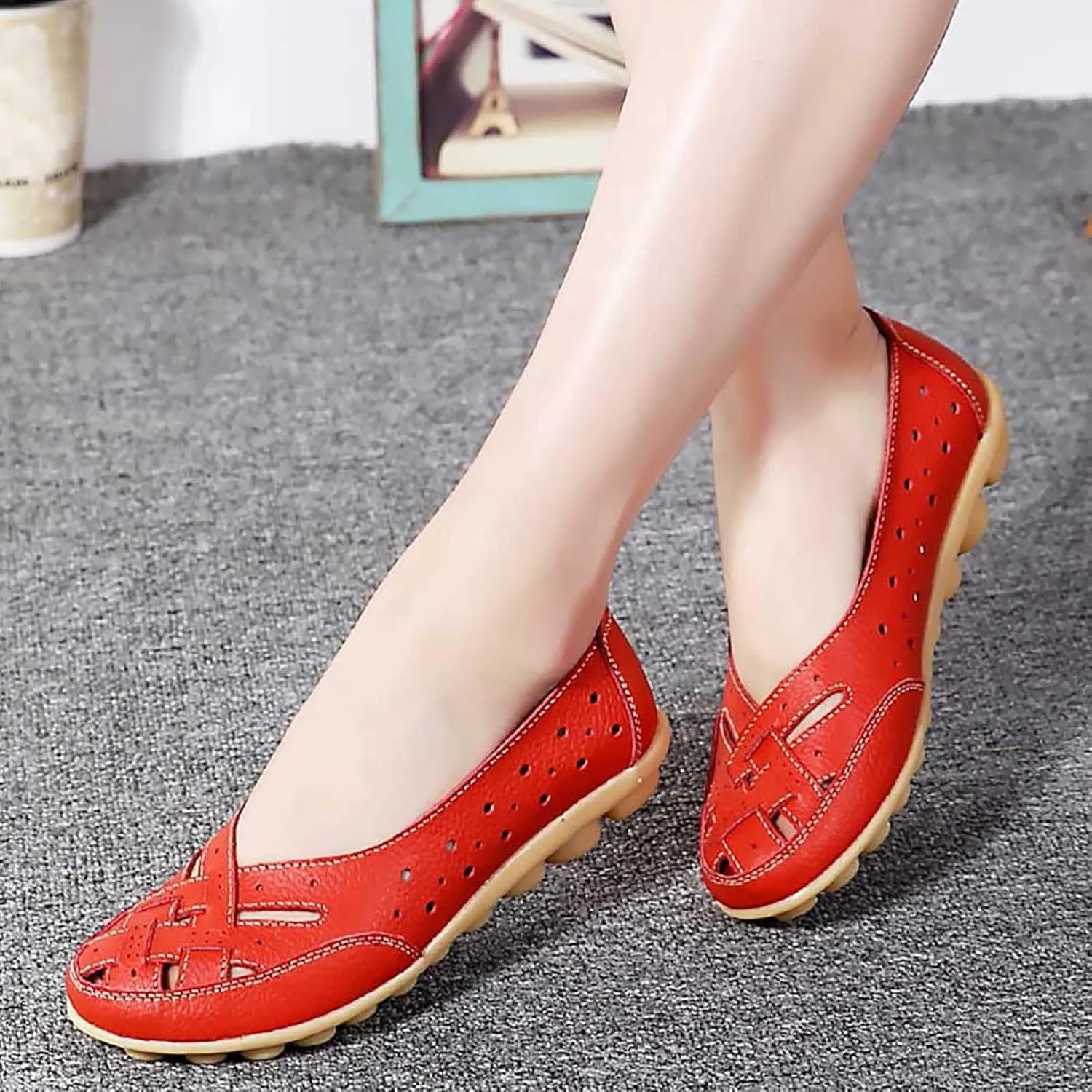 Women's Sandals Comfortable Leather Loafers Slip On Walking Flats Casual Round Toe Moccasins Outdoor Breathable Soft Shoes