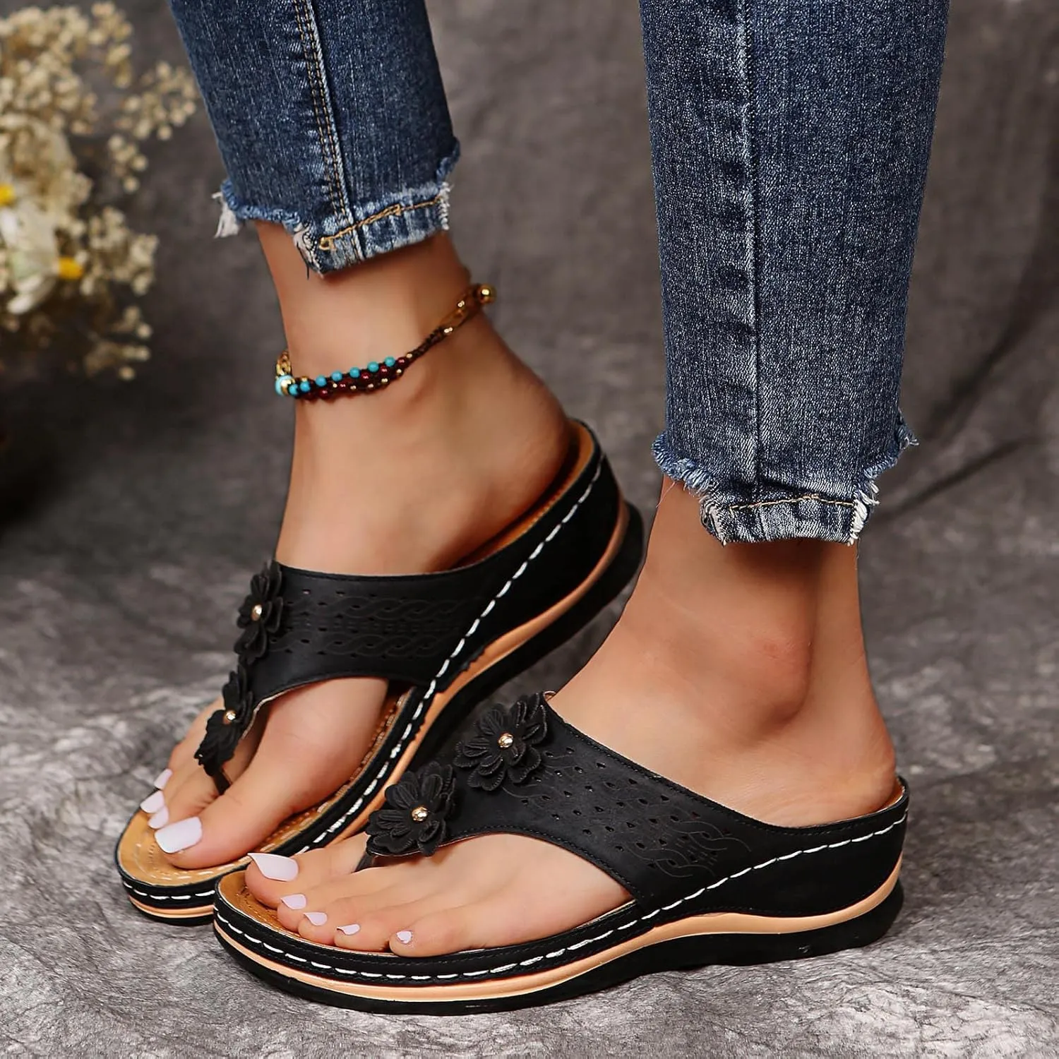 Yanzhenglip Orthopedic Sandals for Women, Women Walking Slippers with Arch Support Anti-Slip Breathable Sandal Slip On Flip Flops Comfortable Orthotic Platform Wedge Sandals