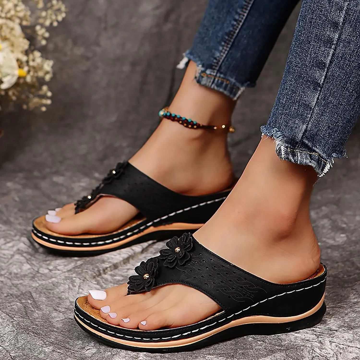 Yanzhenglip Orthopedic Sandals for Women, Women Walking Slippers with Arch Support Anti-Slip Breathable Sandal Slip On Flip Flops Comfortable Orthotic Platform Wedge Sandals